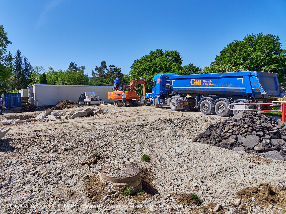 31.05.2022 - Baustelle am Haus für Kinder in Neuperlach